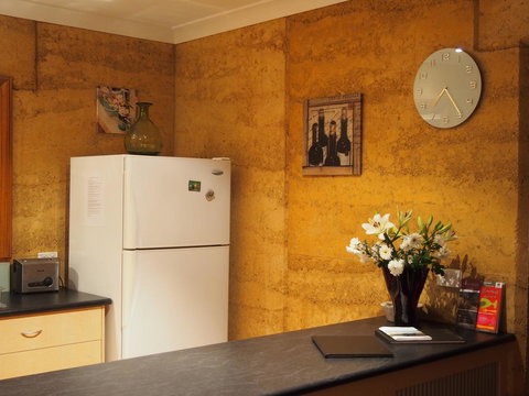 Bundjil Studio - New Castle Holiday 20