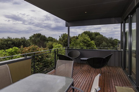 1 Pebble Place - New Castle Holiday 8