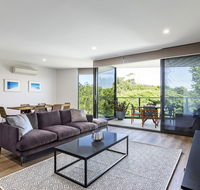Blairgowrie Apartment 2 - on the beach - New Castle Holiday