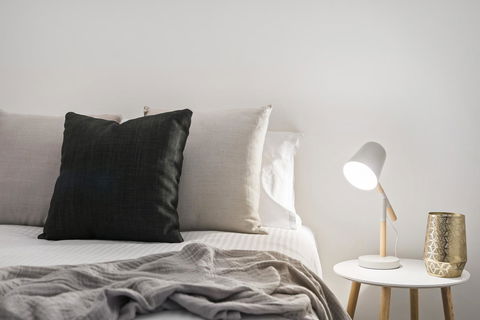 Complete Host Leopold Apartments - New Castle Holiday 2