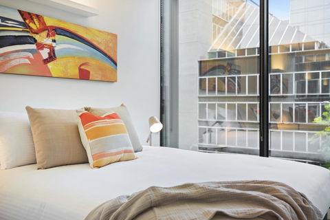 Complete Host Leopold Apartments - New Castle Holiday 14