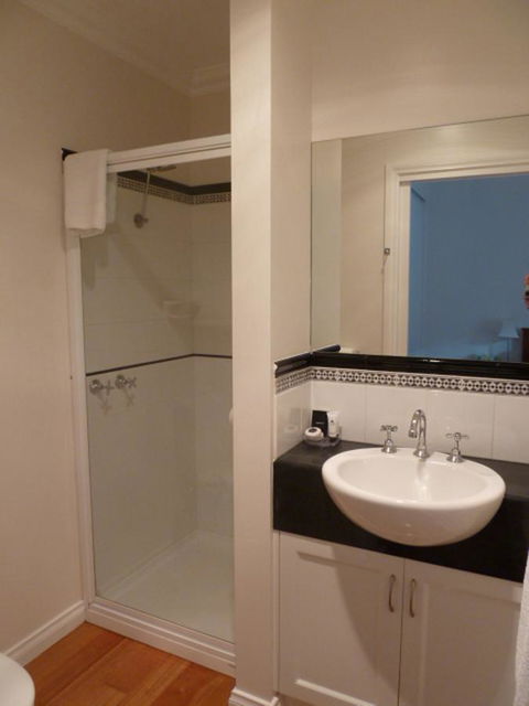 Beechwood Apartment - New Castle Holiday 8