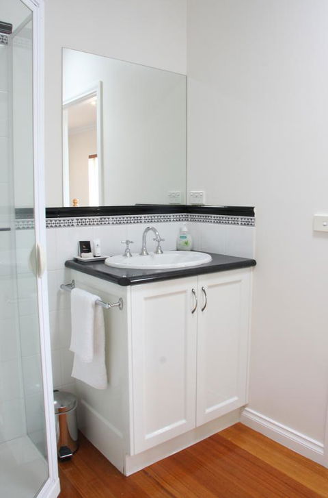 Beechwood Apartment - New Castle Holiday 7