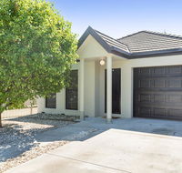 Black Lotus Townhouse - New Castle Holiday