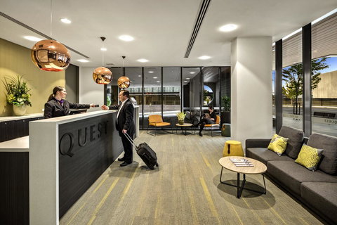Quest Dandenong Central - New Castle Holiday 5