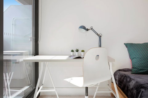 The Vision Apartment - Unbeatable Skyline View - New Castle Holiday 4