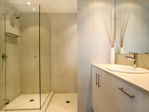 La Mer Sunshine Beachfront - New Castle Holiday 23