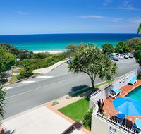 La Mer Sunshine Beachfront - New Castle Holiday