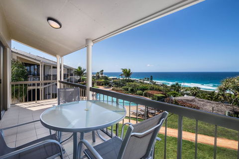 Sunseeker Holiday Apartments - New Castle Holiday 24
