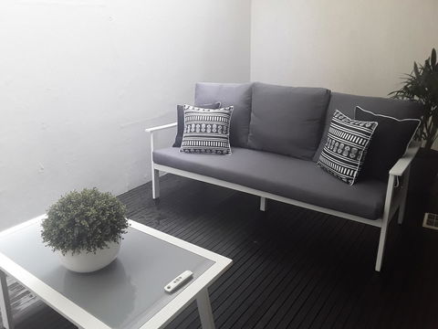 Sunseeker Holiday Apartments - New Castle Holiday 11