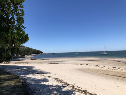 Bribie Island Hotel - New Castle Holiday 9