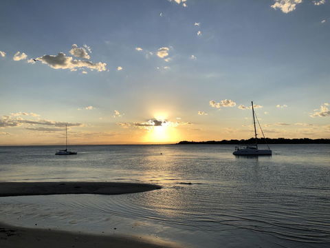 Bribie Island Hotel - New Castle Holiday 8