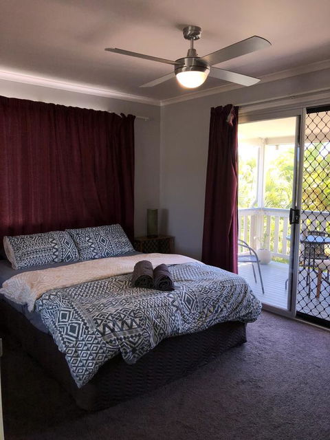 Backpackers At 1770 - New Castle Holiday 7