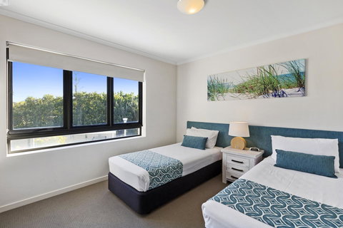 Sand Dunes Resort Accommodation - New Castle Holiday 29