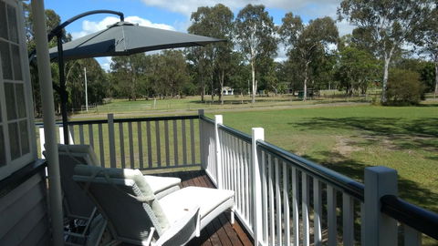 Lake Weyba Noosa Lodge & Kangaroos - New Castle Holiday 17