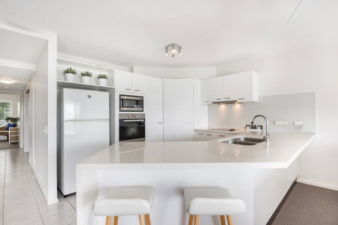 Sunshine Vista - New Castle Holiday 12