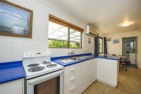 Magnetic North Apartment 1 - New Castle Holiday 7