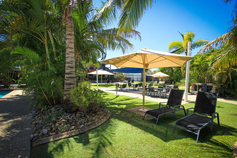 Edge On Beaches Agnes Waters 1770 - New Castle Holiday 1