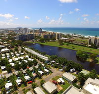 Alex Beach Cabins and Tourist Park - New Castle Holiday