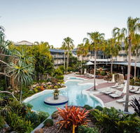 Mantra Club Croc - New Castle Holiday