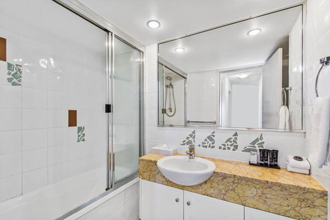 Mantra Mooloolaba Beach - New Castle Holiday 31