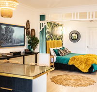 NOMAD - Luxe apartment - New Castle Holiday