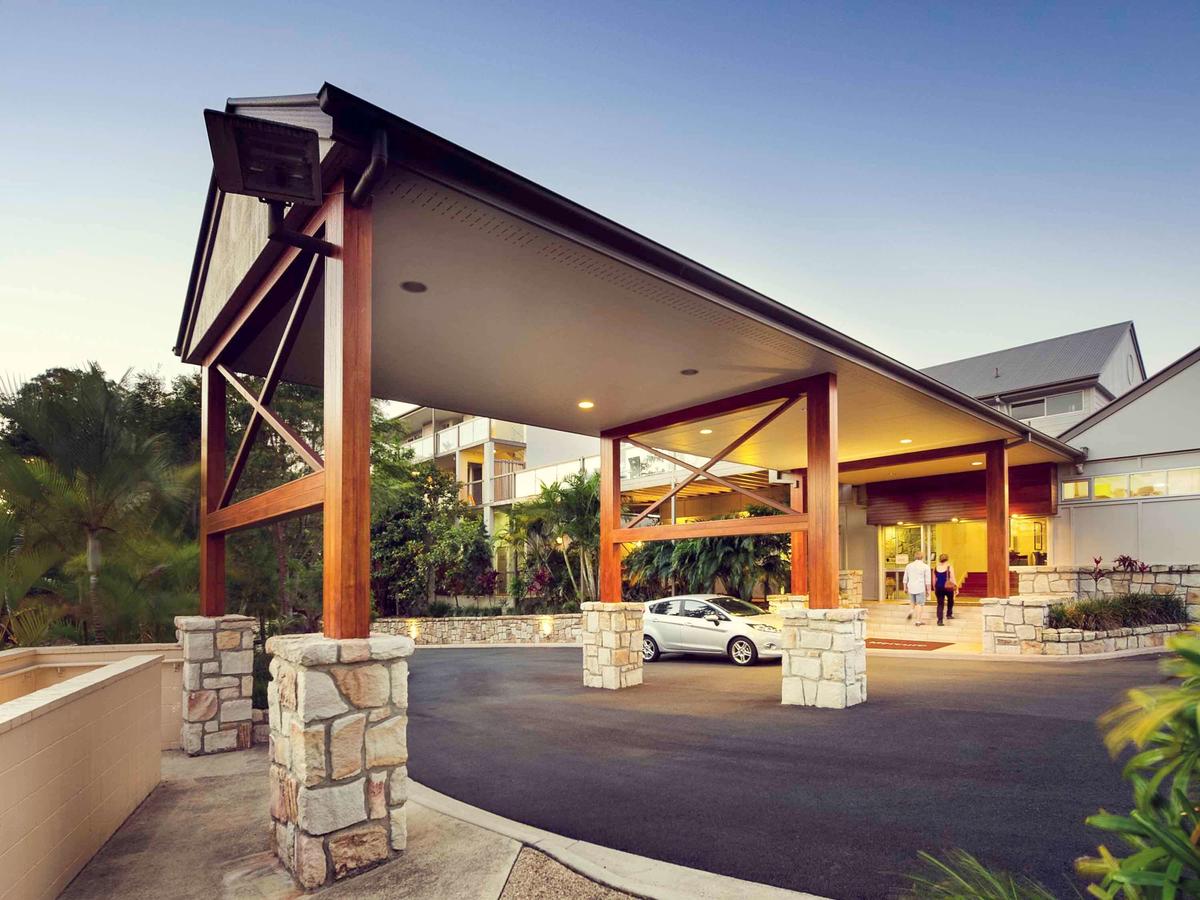 Clear Mountain QLD New Castle Holiday