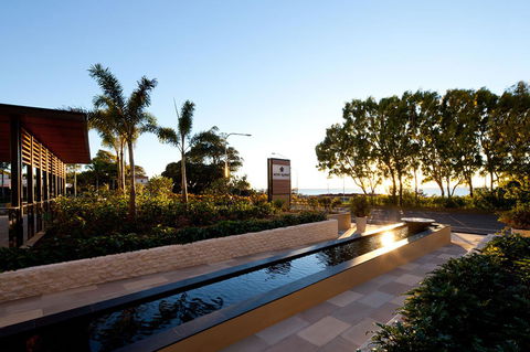 Oaks Redcliffe Mon Komo Suites - New Castle Holiday 4
