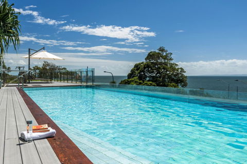 Oaks Redcliffe Mon Komo Suites - New Castle Holiday 8