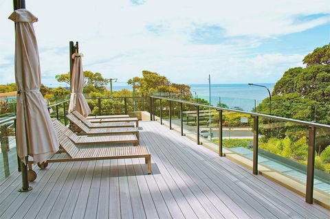 Oaks Redcliffe Mon Komo Suites - New Castle Holiday 12