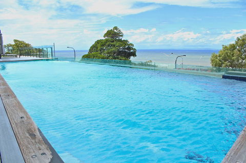 Oaks Redcliffe Mon Komo Suites - New Castle Holiday 10