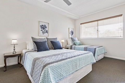 Riverside - New Castle Holiday 17