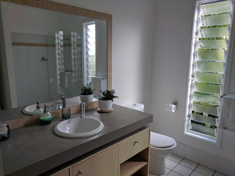 Sobraon ST - New Castle Holiday 10