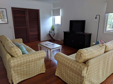 Sobraon ST - New Castle Holiday 8