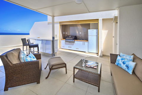 Coolum Caprice - New Castle Holiday 20