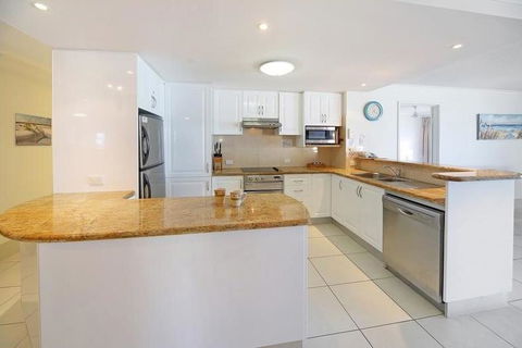 Coolum Caprice - New Castle Holiday 5