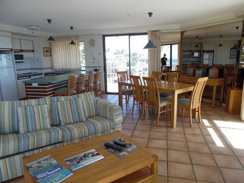 Coolum Caprice - New Castle Holiday 12