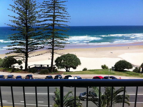 Coolum Caprice - New Castle Holiday 34