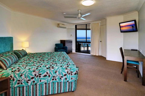 Coolum Caprice - New Castle Holiday 21