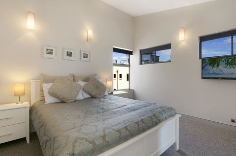 Redvue Holiday Apartments - New Castle Holiday 32