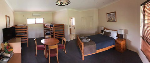 The Bearded Dragon Boutique Hotel - New Castle Holiday 8