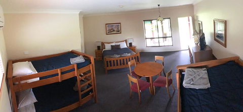 The Bearded Dragon Boutique Hotel - New Castle Holiday 10