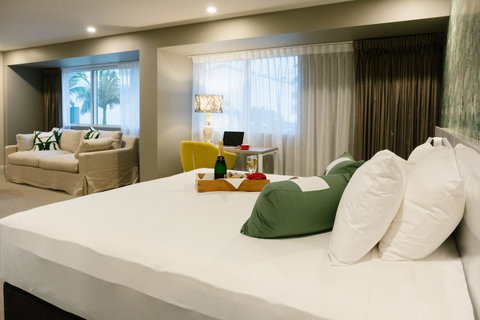 Pacific Hotel Cairns - New Castle Holiday 20