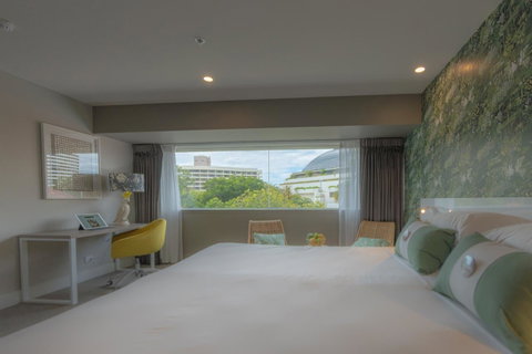 Pacific Hotel Cairns - New Castle Holiday 26