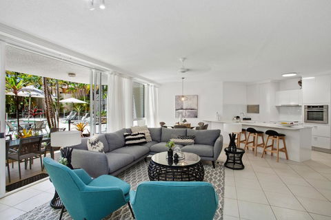 Noosa Tropicana - New Castle Holiday 22
