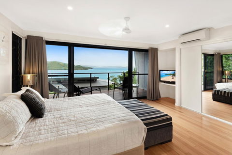 Shorelines - New Castle Holiday 3