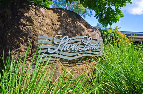 Shorelines - New Castle Holiday 16