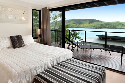 Shorelines - New Castle Holiday 5