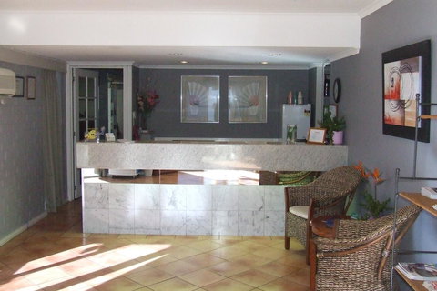 Dalby Manor Motor Inn - New Castle Holiday 38