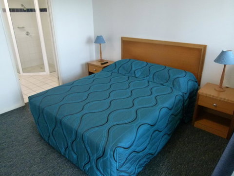 Madison Ocean Breeze Apartments - New Castle Holiday 31